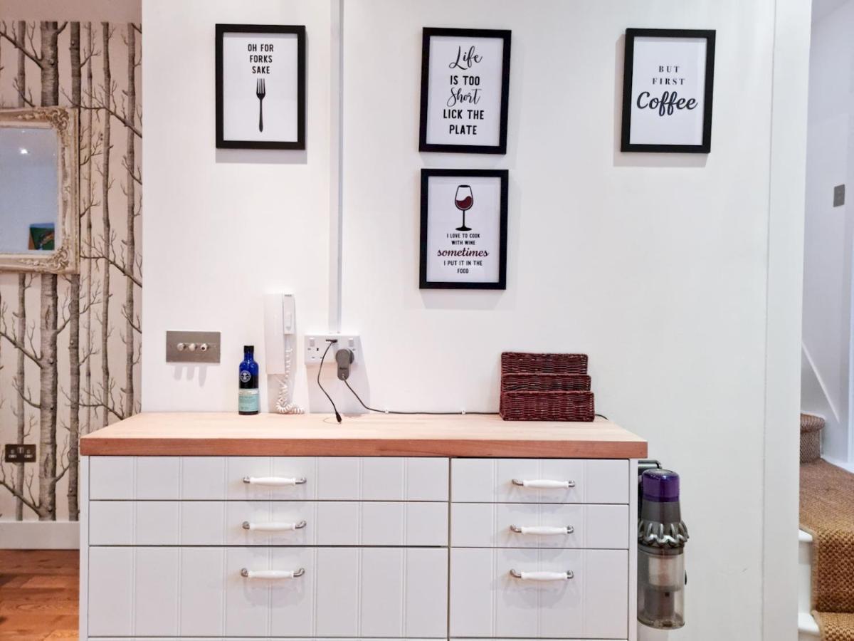 Pass The Keys Family Friendly 2 Bedroom Gem In Shepherd'S Bush Лондон Экстерьер фото